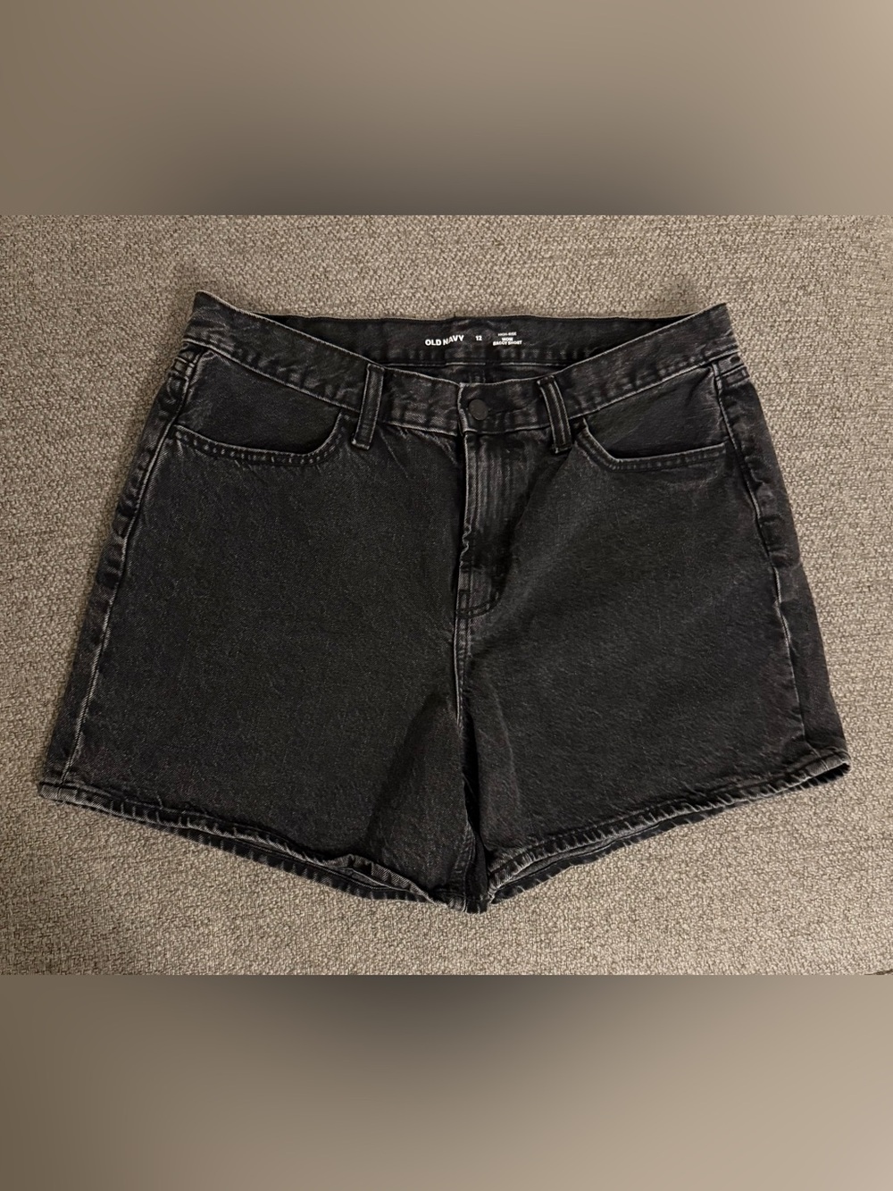Old Navy Black Denim High-Rise Wow Baggy Shorts Women’s 12